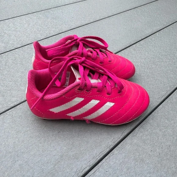 Adidas soccer cleats size 10 - Picture 2 of 6